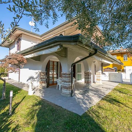 سيرمِيوني Villa Fiorita Apartments - Happy Rentals المظهر الخارجي الصورة