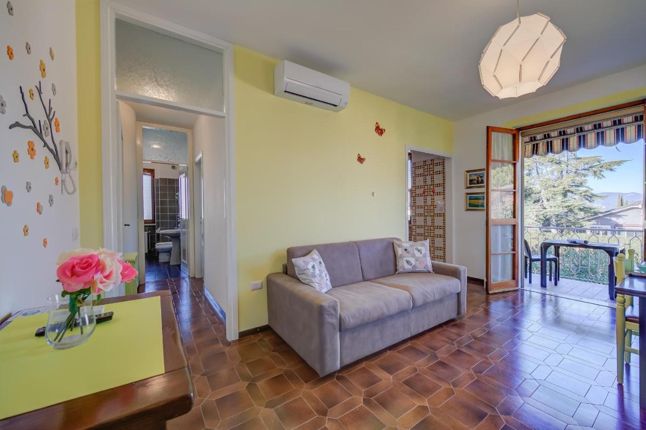 سيرمِيوني Villa Fiorita Apartments - Happy Rentals المظهر الخارجي الصورة