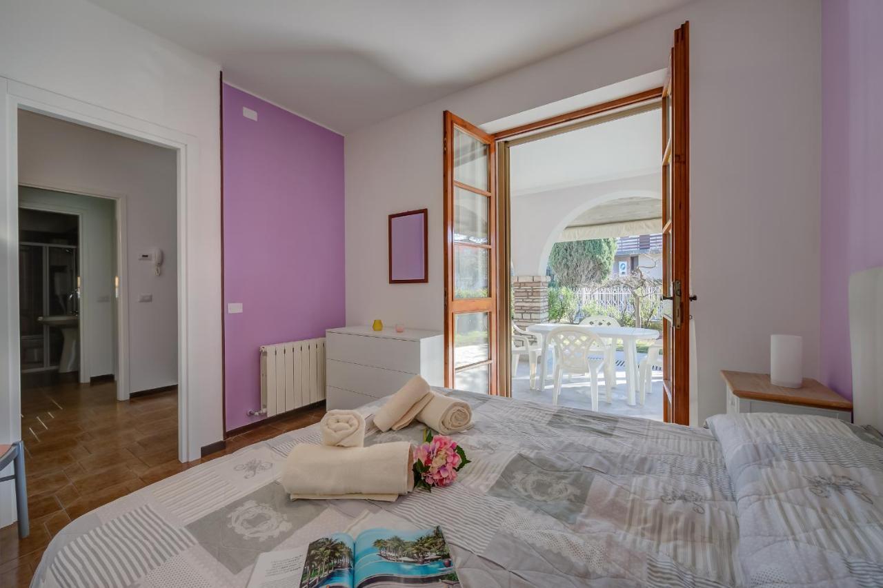 سيرمِيوني Villa Fiorita Apartments - Happy Rentals المظهر الخارجي الصورة