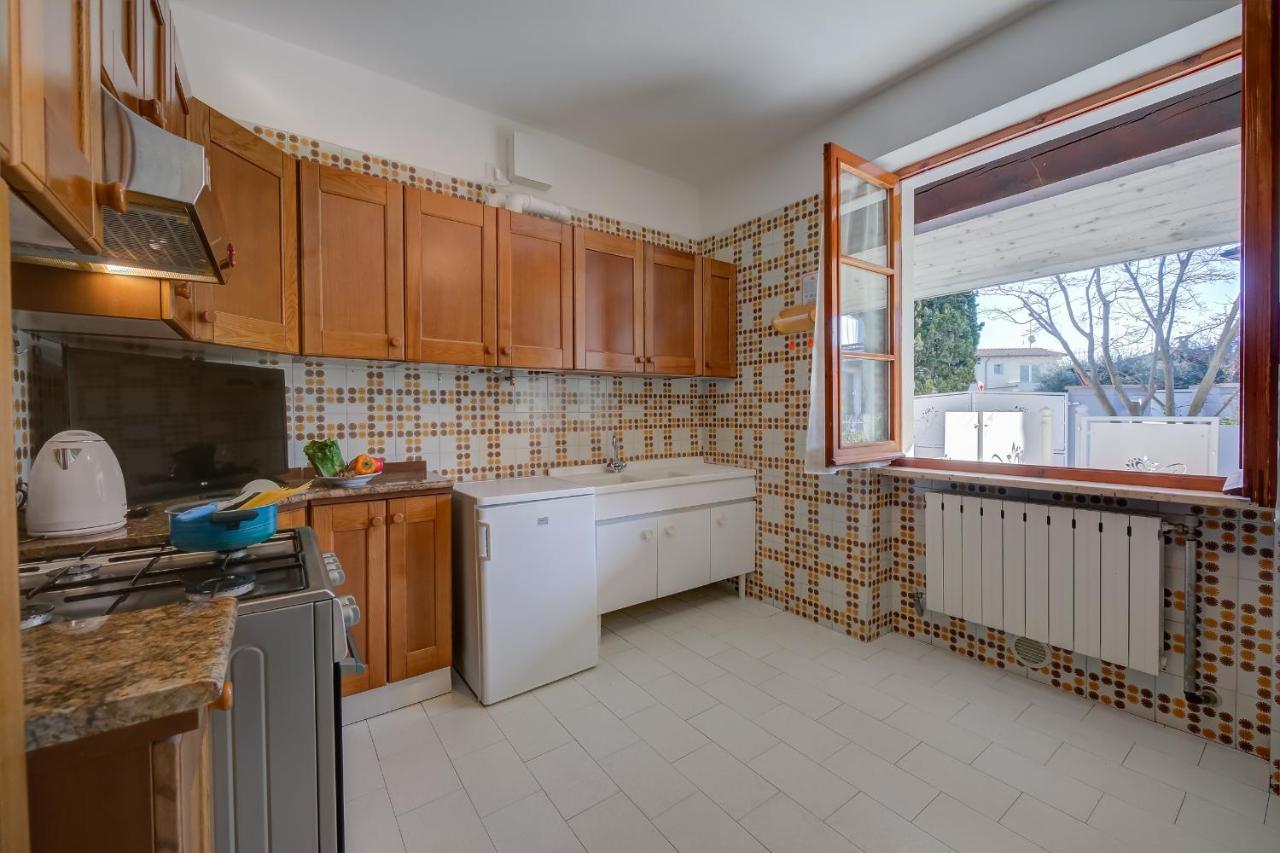 سيرمِيوني Villa Fiorita Apartments - Happy Rentals المظهر الخارجي الصورة